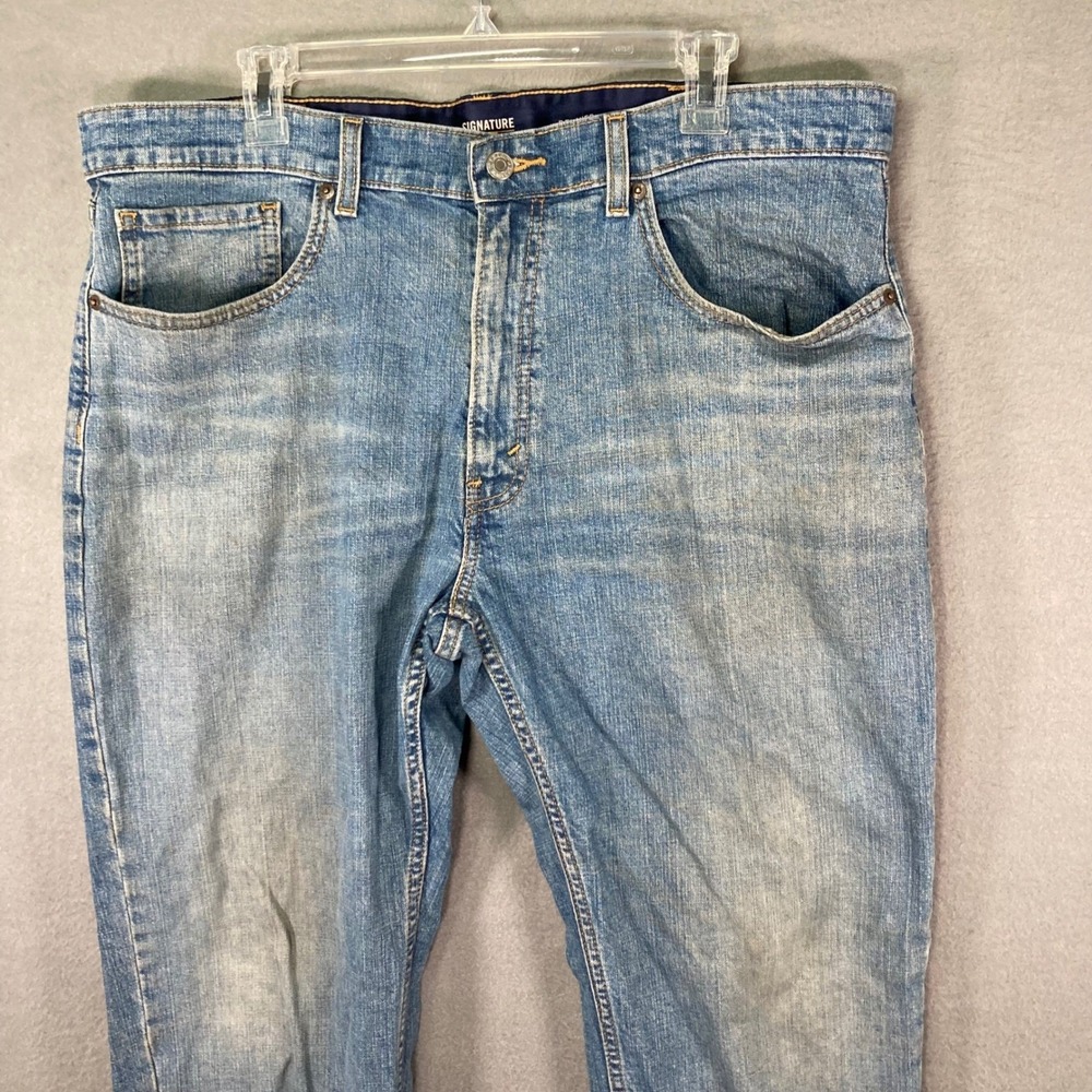 Levis Signature Workwear Jeans Mens 38x30 Distressed Paint Stained - Picture 4 of 12